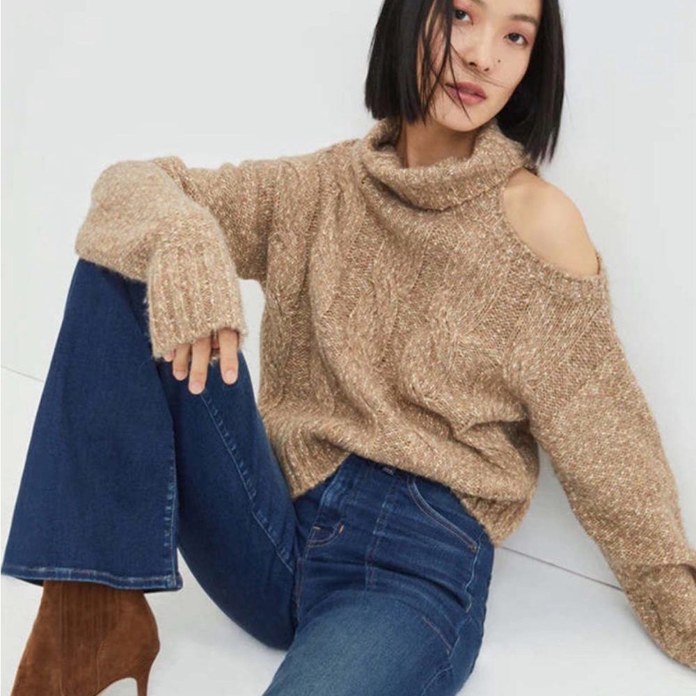 Veronica Beard Gold Sellneck Cutout Sweater Size Small